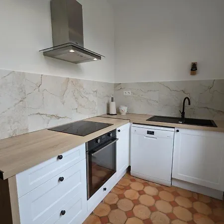 Holiday home Familial Avec Piscine Chauffee, Parc Et Animaux - 3 Chambres, Internet, Equipements Bebe - Fr-1-653-233
