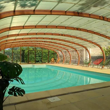 Familial Avec Piscine Chauffee, Parc Et Animaux - 3 Chambres, Internet, Equipements Bebe - Fr-1-653-233 Holiday home